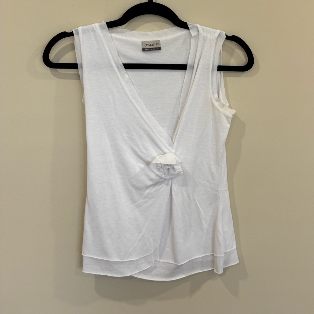 Symmetry White Top with Flower Accent